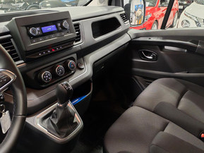 Renault Trafic Combi