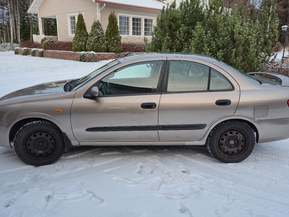 Nissan Almera