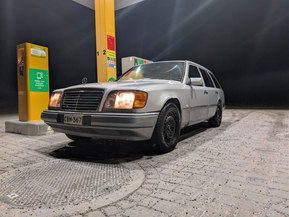 Mercedes-Benz E