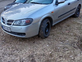 Nissan Almera