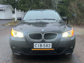 BMW 525