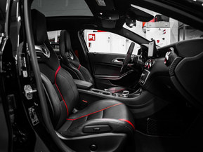 Mercedes-Benz A 45 AMG