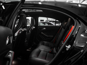Mercedes-Benz A 45 AMG