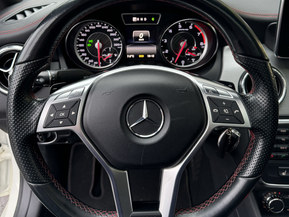 Mercedes-Benz CLA 45 AMG