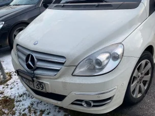Mercedes-Benz 180
