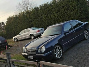 Mercedes-Benz E