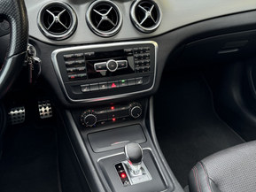 Mercedes-Benz CLA 45 AMG