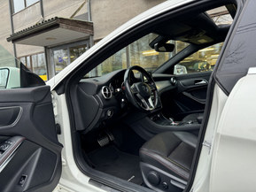 Mercedes-Benz CLA 45 AMG