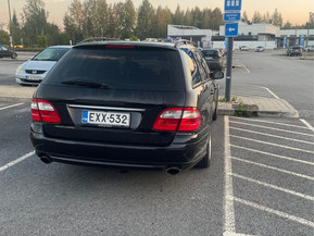Mercedes-Benz E 200