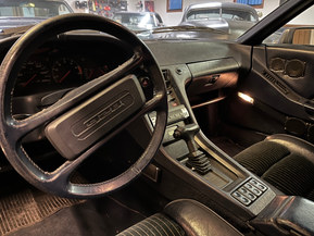 Porsche 928