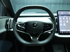 Volvo EX30 Cross Country