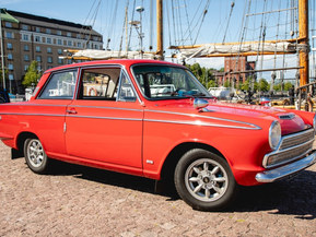 Ford Cortina