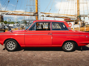 Ford Cortina