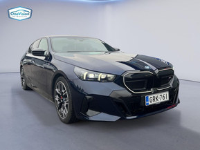 BMW i5 M60