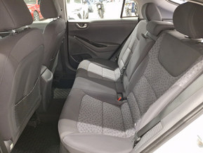 Hyundai Ioniq Plug-In