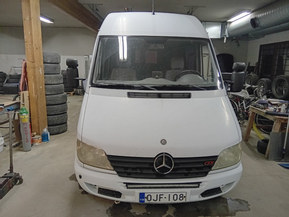 Mercedes-Benz Sprinter