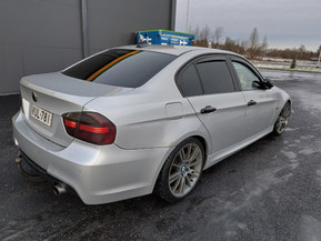 BMW 335