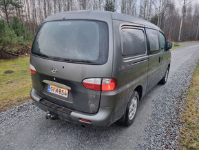 Hyundai H1 Van