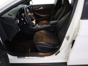 Mercedes-Benz GLA 45 AMG