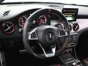 Mercedes-Benz CLA 45 AMG