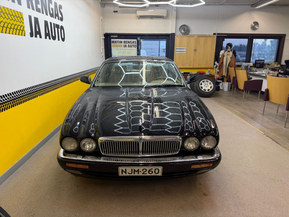 Jaguar XJ6