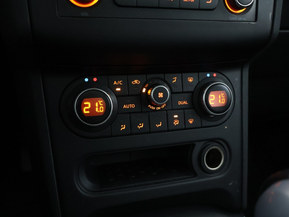 Nissan Qashqai+2