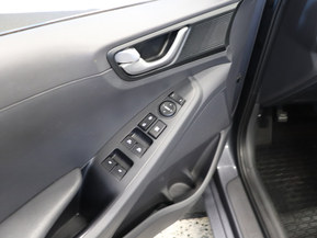 Hyundai Ioniq Hybrid