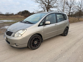 Toyota Corolla Verso