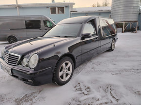 Mercedes-Benz E