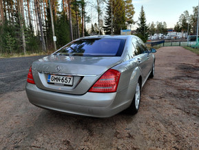 Mercedes-Benz S