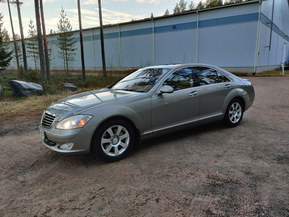 Mercedes-Benz S