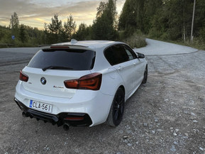 BMW M140i