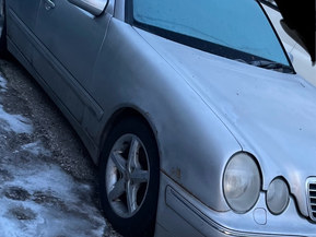 Mercedes-Benz E