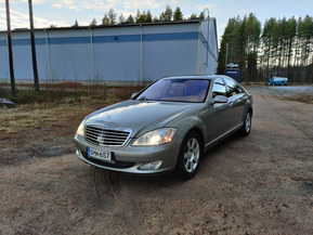 Mercedes-Benz S