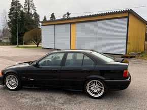 BMW 325