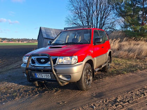 Nissan Terrano II