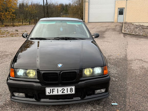 BMW 325
