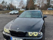BMW 528