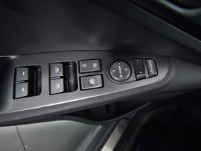 Hyundai Ioniq Plug-In