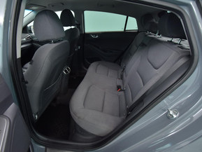 Hyundai Ioniq Plug-In