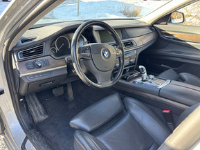 BMW 730