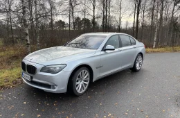 BMW 730