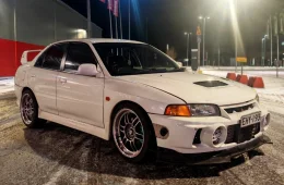 Mitsubishi Lancer