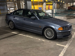 BMW 325