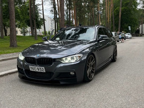 BMW 330