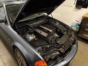 BMW 325