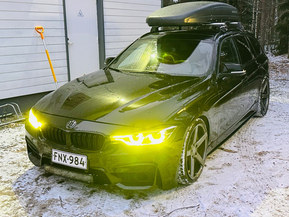 BMW 330