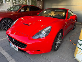 Ferrari California