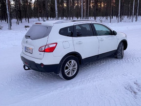 Nissan Qashqai+2