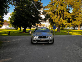 BMW 528